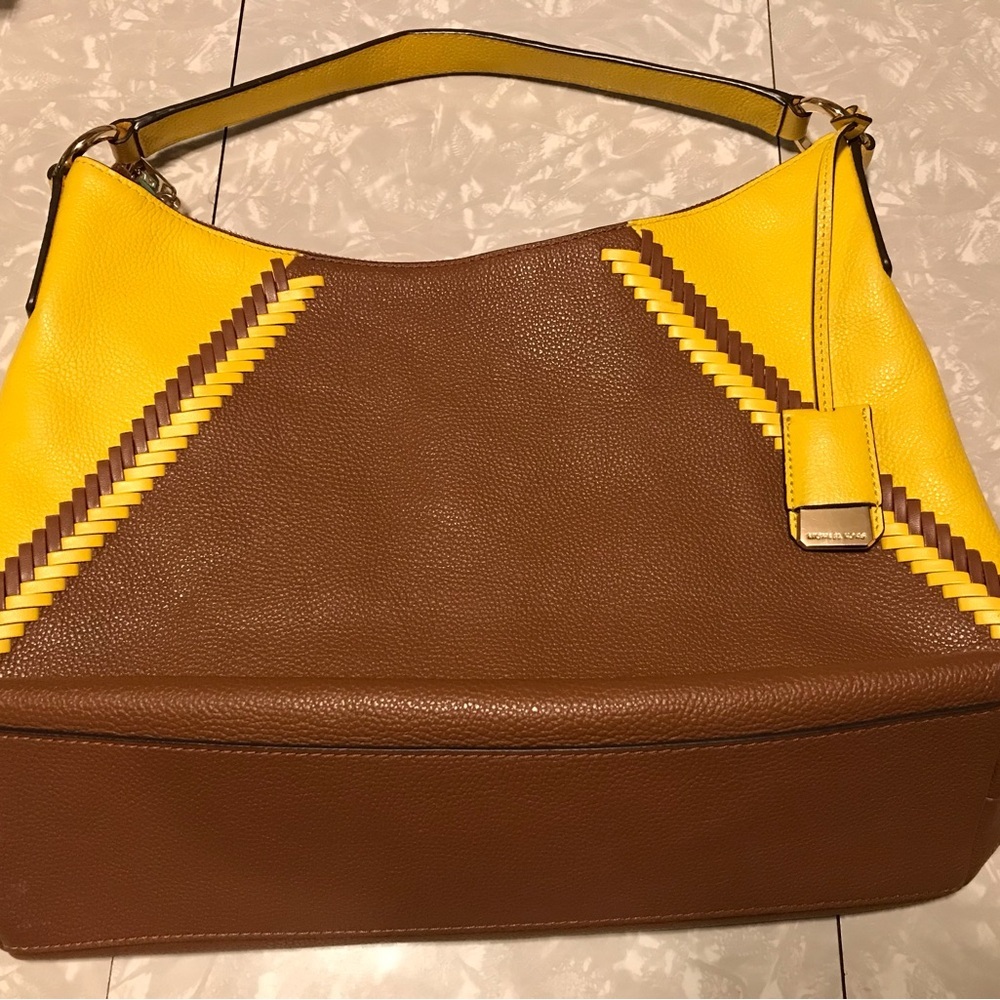 Michael Kors Karson Shoulder Bag
